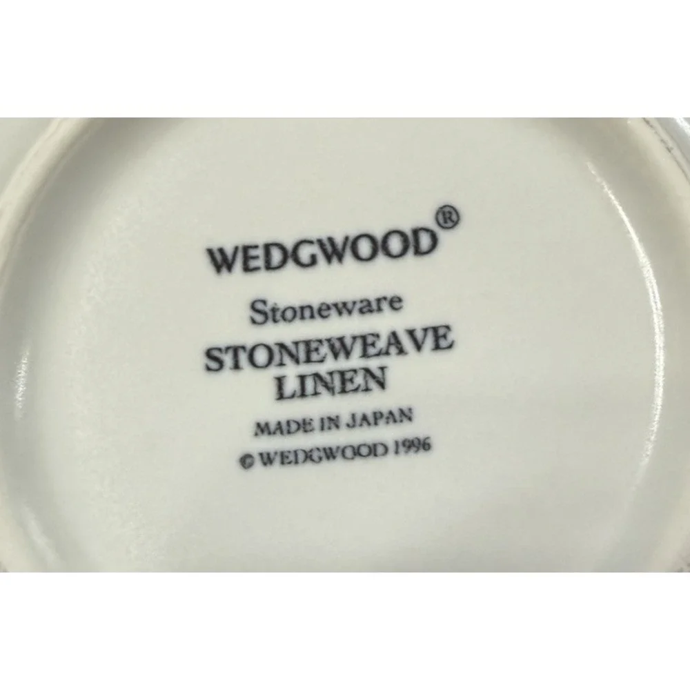 WEDGWOOD STONEWEAVE LINEN CUPS Made In Japan 1996 Coffee Tea‎ Mugs Set Of 2